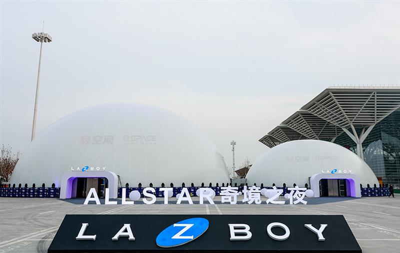 小镇夜经济新玩法，气膜演艺馆留住过夜游客